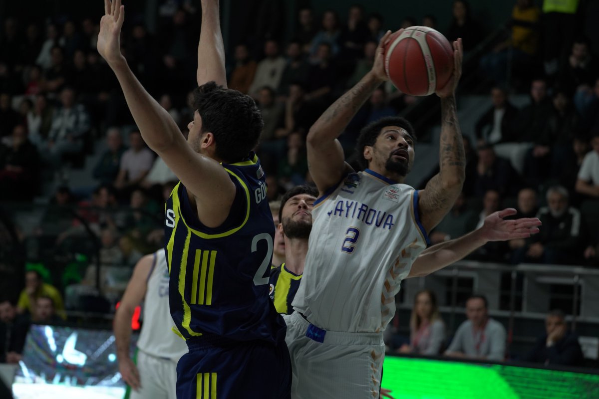 Çayırova Belediyesi, Fenerbahçe Koleji’ni mağlup etti