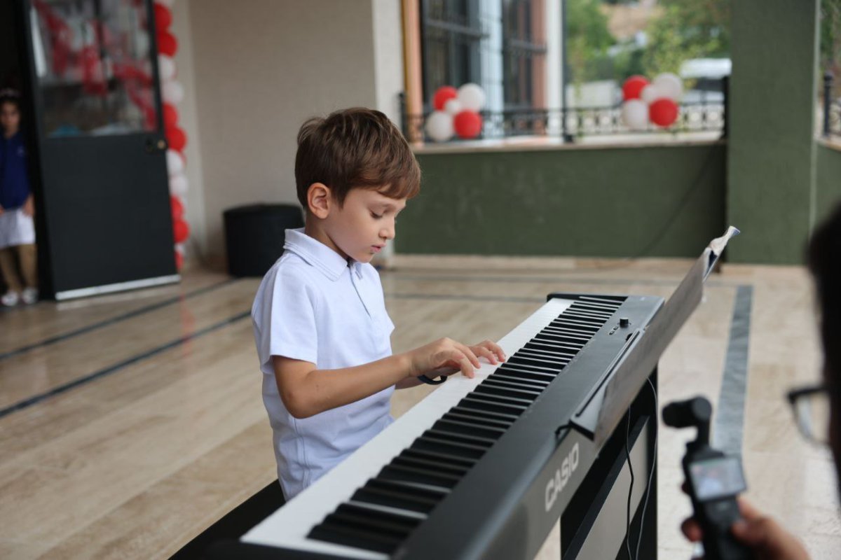 Çayırova’da ilk ders zili Akse İlkokulu’nda çaldı