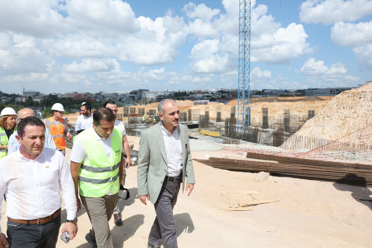 Çiftçi, yapımı devam eden projeleri inceledi