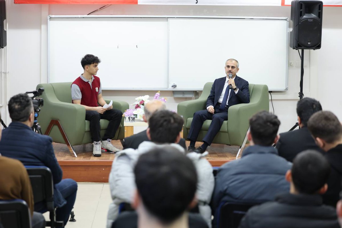 Çiftçi, Hatice Bayraktar MTAL öğrencileriyle buluştu