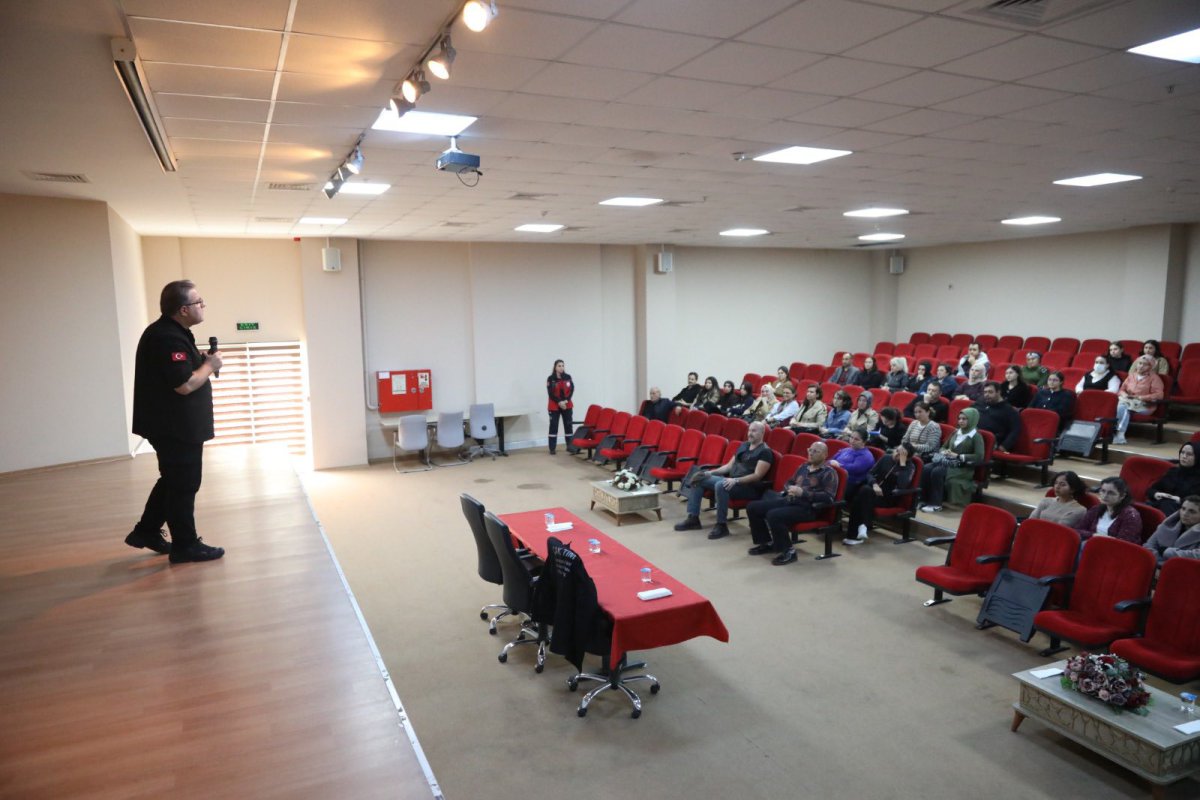 ÇAK-TİM’den kaymakamlık personeline deprem eğitimi