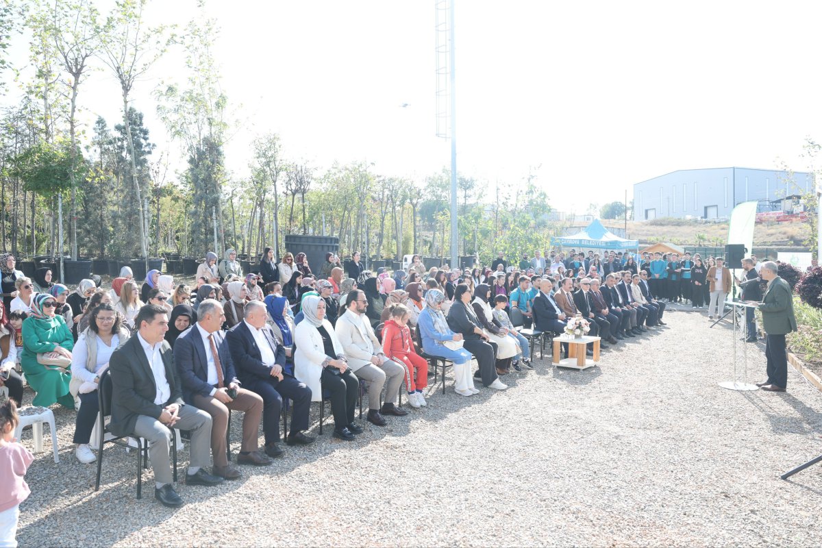 Bahçem Çayırova’nın kurdelesi kesildi