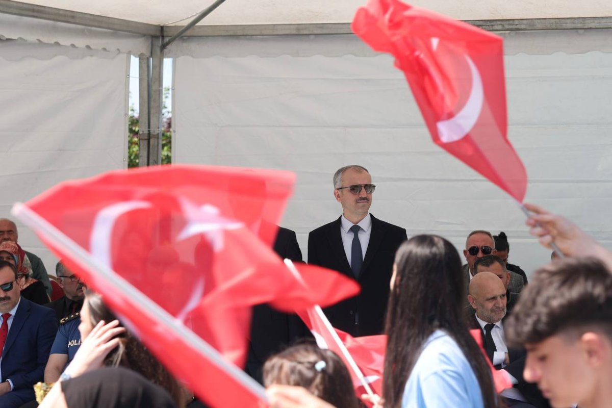 Çayırova’da 19 Mayıs dolu dolu geçti