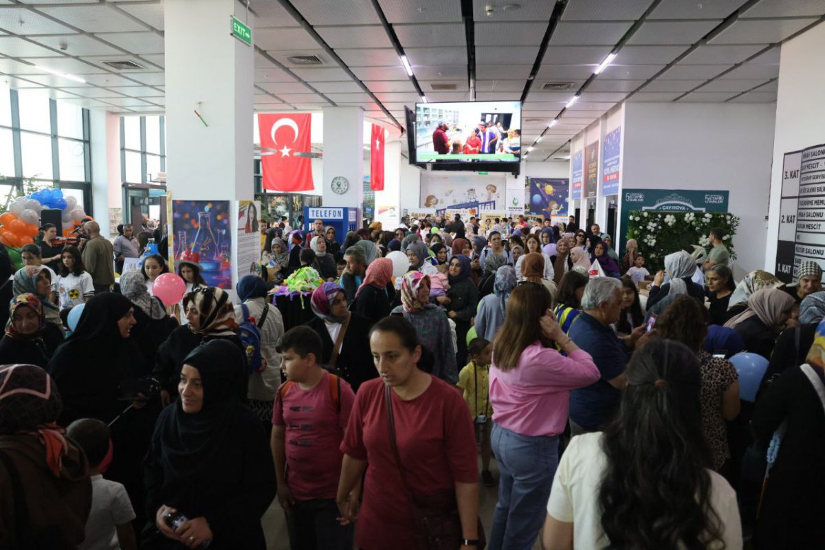 Çayırova Belediyesi Bilim Şenliği kapılarını açtı
