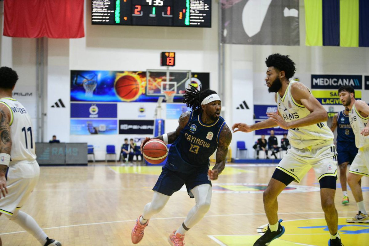 Çayırova Belediyesi, sekizde sekizle yoluna devam ediyor