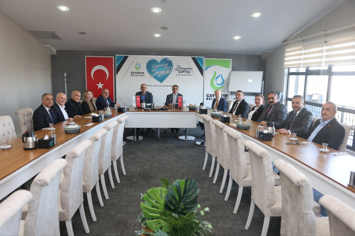 Kaymakam Önal ve Başkan Çiftçi, muhtarlarla buluştu