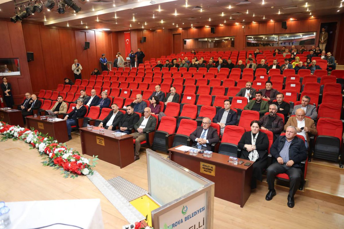 Çayırova’da yılın son meclisi yapıldı