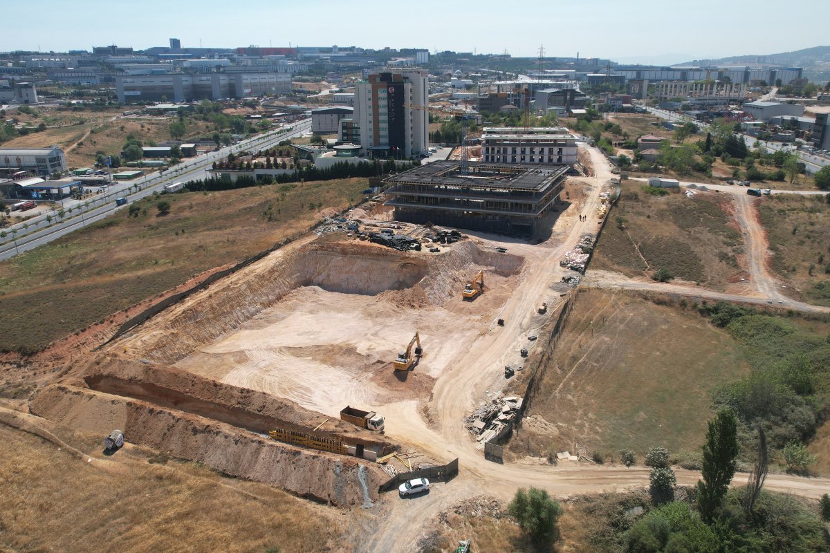 Spor Lisesi’nde çalışmalar tüm hızıyla devam ediyor