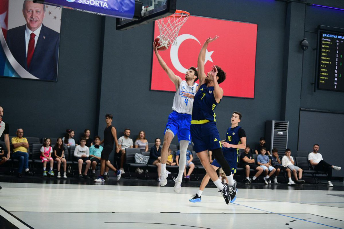 İlkan Karaman Turnuvası’nın kazananı Çayırova Belediyesi