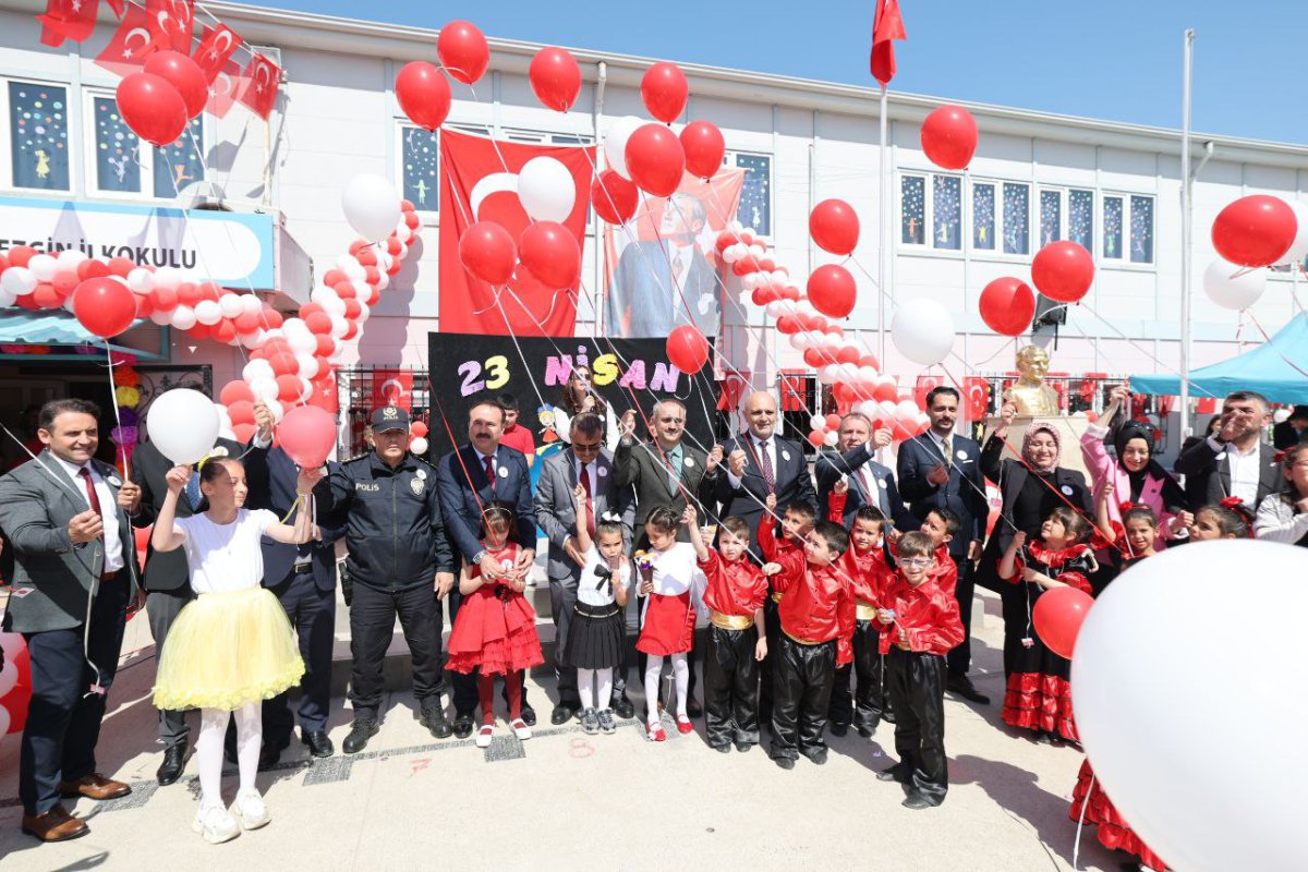 Çayırova’da 23 Nisan coşkusu