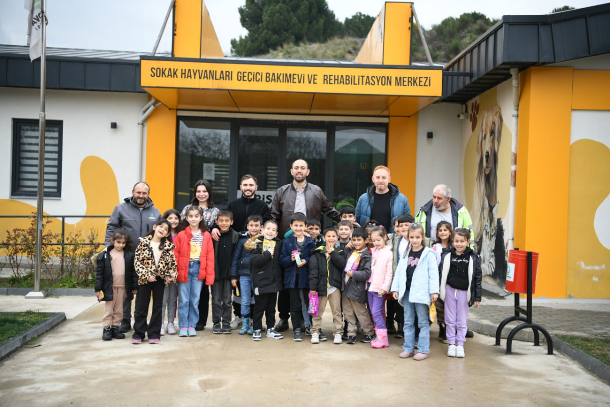 Akçakoca İlkokulu minikleri, sevimli dostlarımızla buluştu