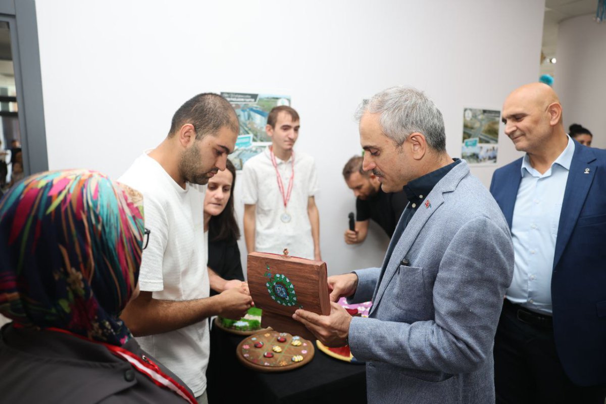 Çayırova’da sanat engel tanımadı