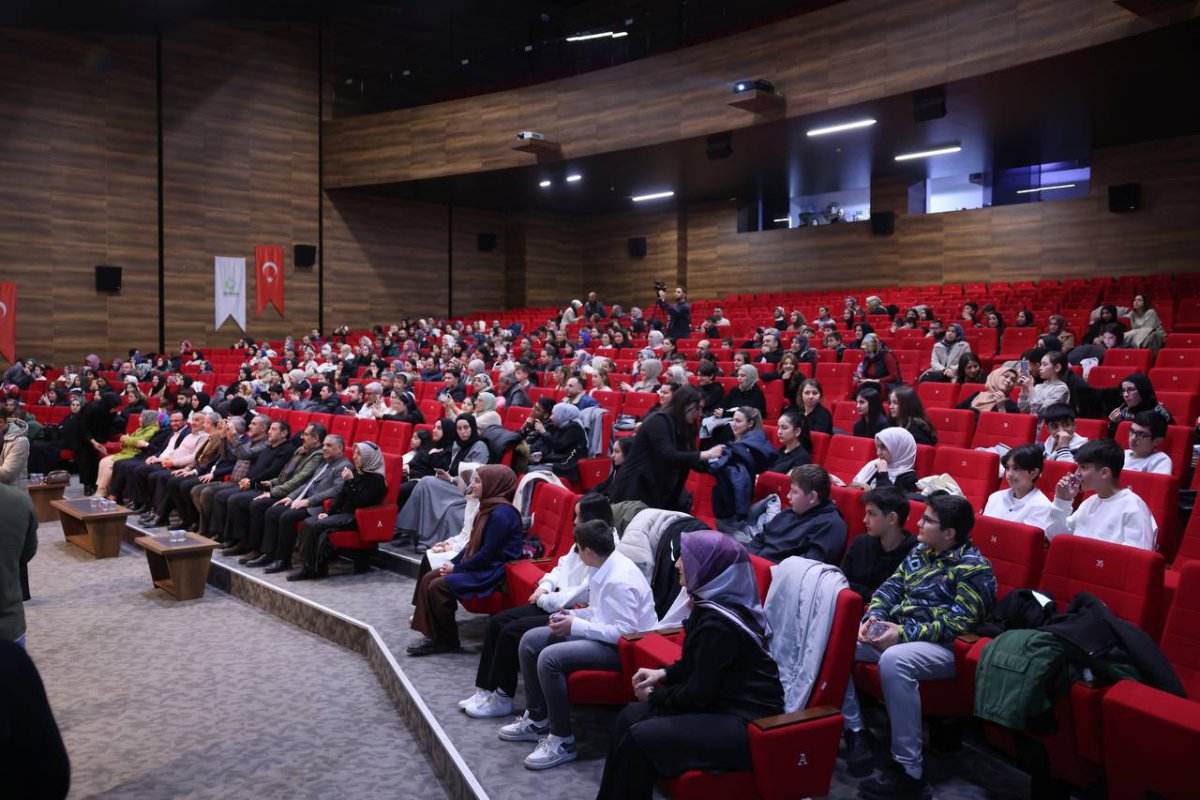 Bilgievi öğrencileri bilgilerini yarıştırdı