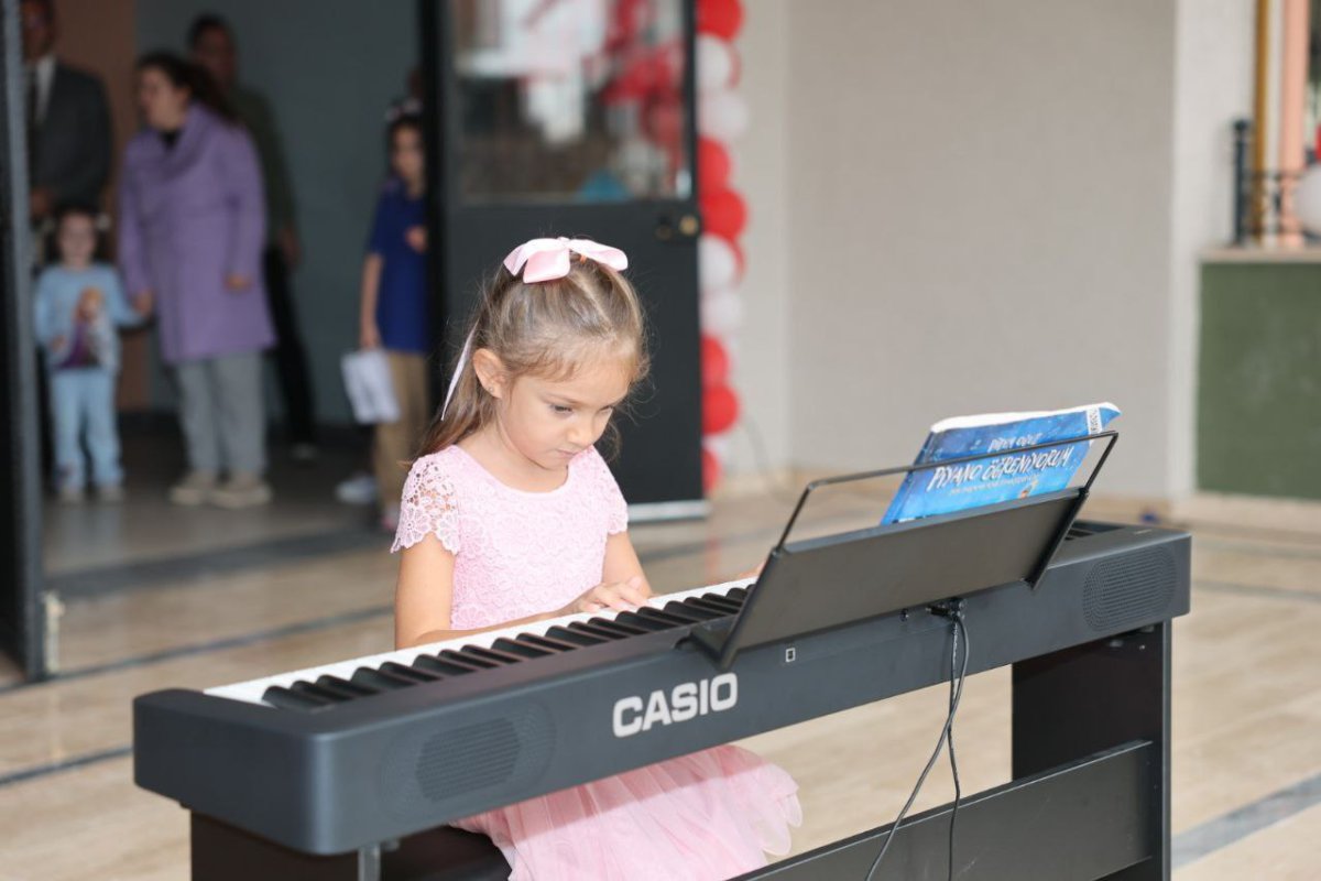 Çayırova’da ilk ders zili Akse İlkokulu’nda çaldı