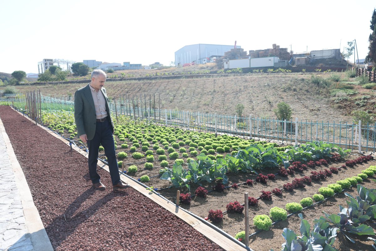 Bahçem Çayırova’nın kurdelesi kesildi