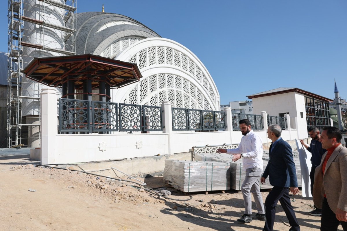 Çiftçi, “Kent meydanında adım adım sona yaklaşıyoruz”