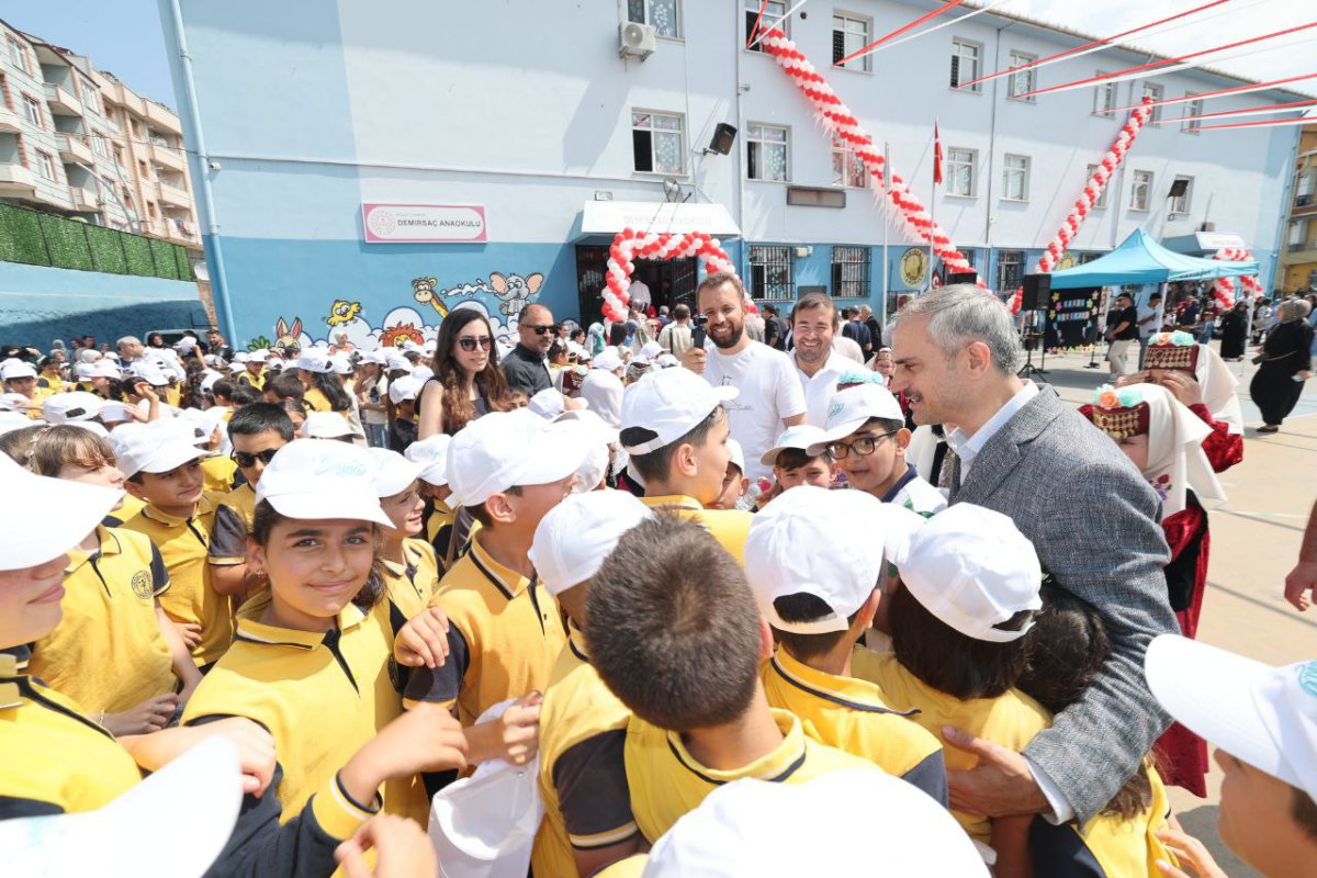 Çayırova’da karne heyecanı yaşandı