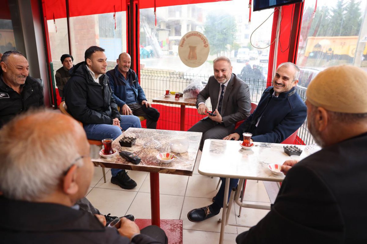 Çiftçi, esnaflarla bir araya gelmeyi sürdürüyor