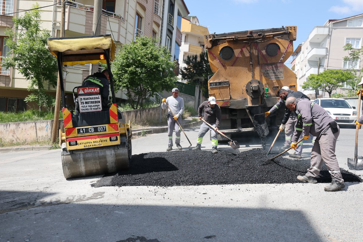 Fen işleri ekiplerinden yoğun çalışma
