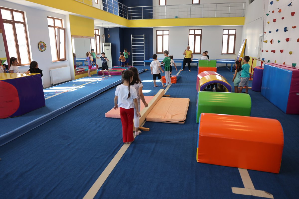 Yaz spor okullarında eğitim başladı