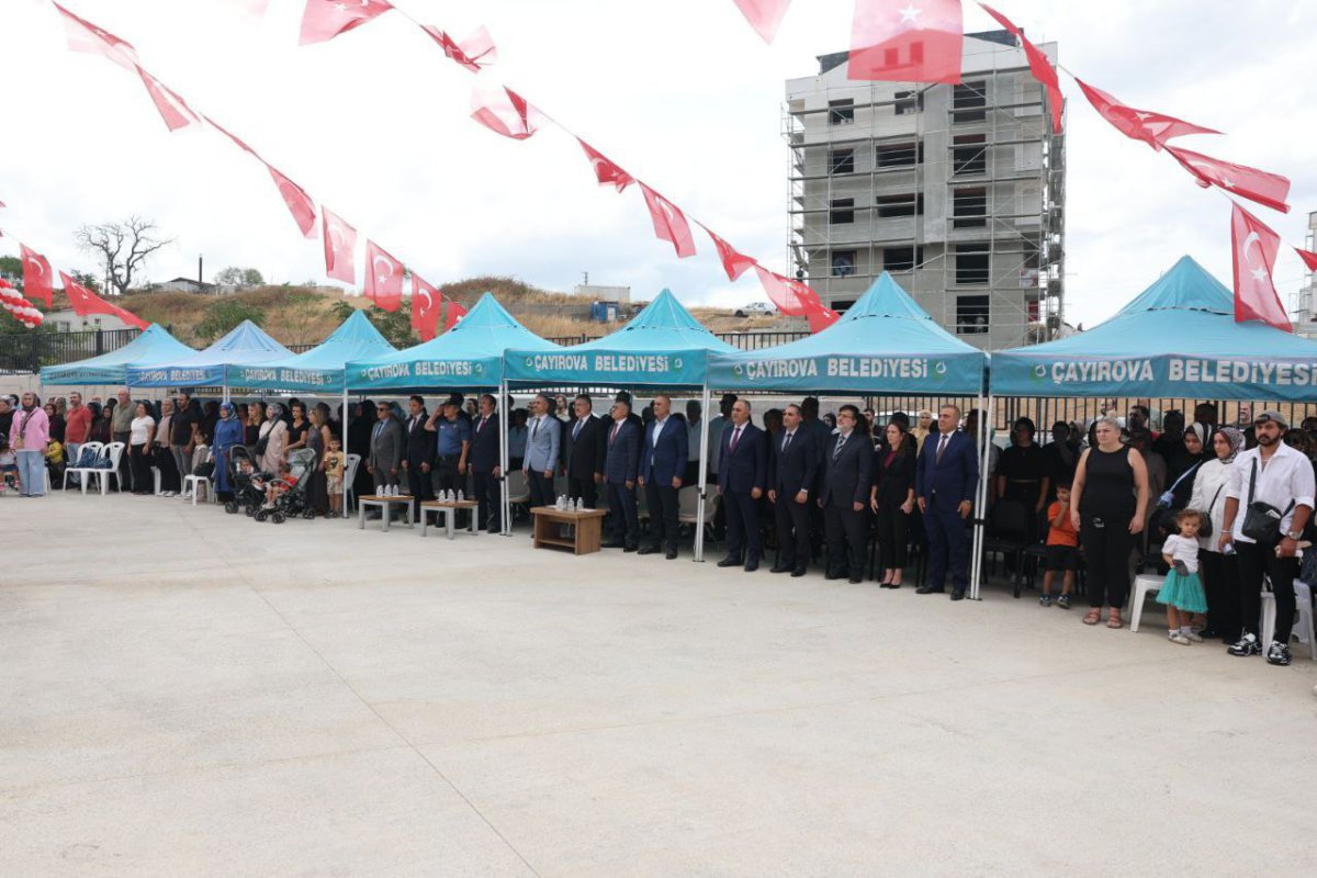 Çayırova’da ilk ders zili Akse İlkokulu’nda çaldı