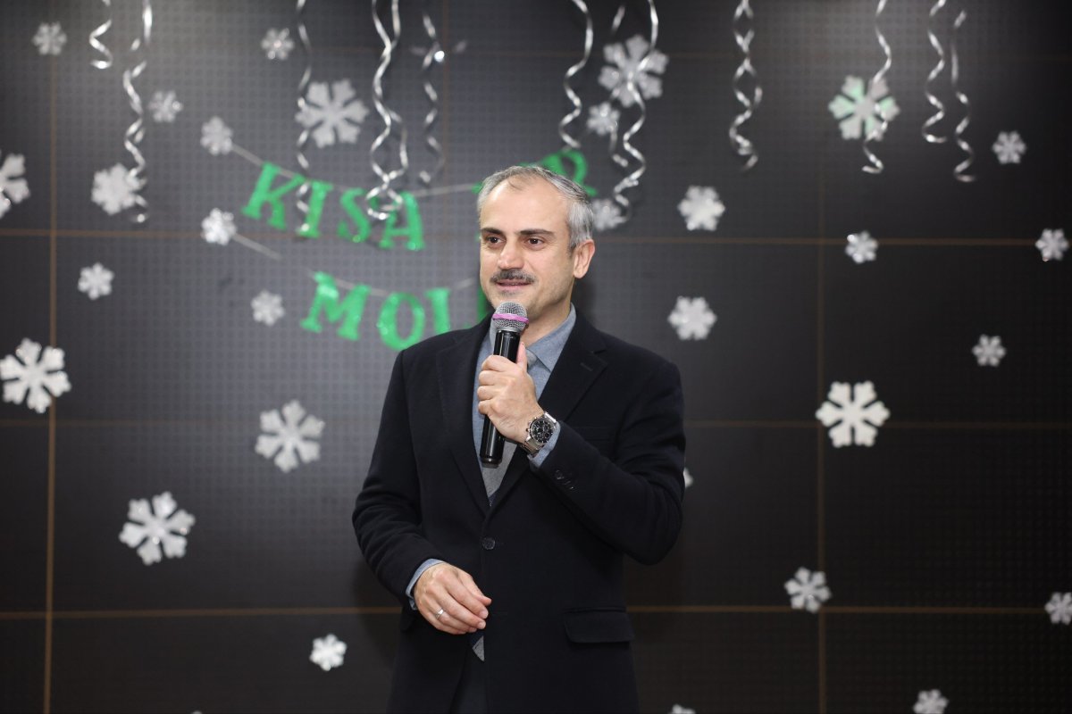 Çocuk kulüplerinde karne coşkusu