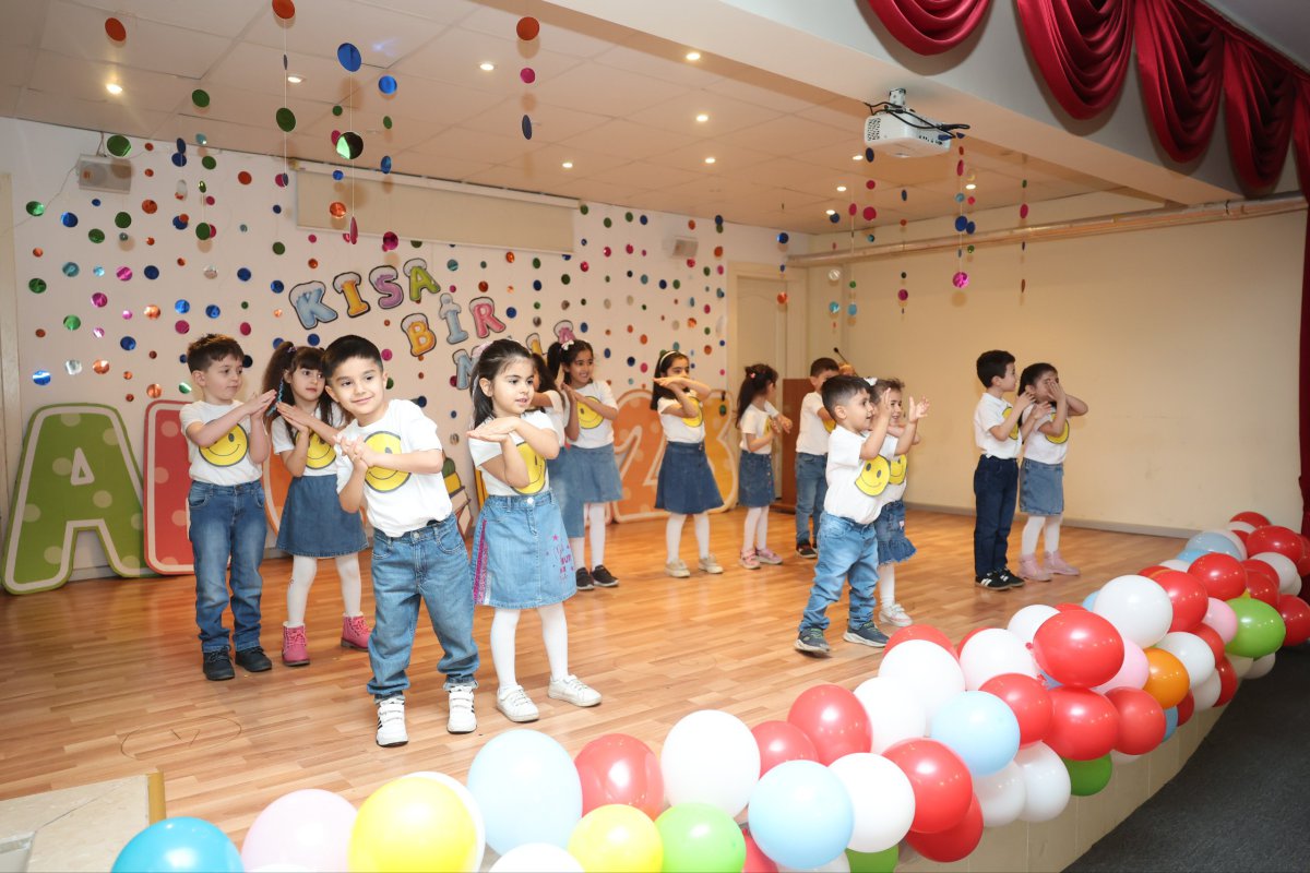 Çayırovalı öğrenciler karne heyecanı yaşadı