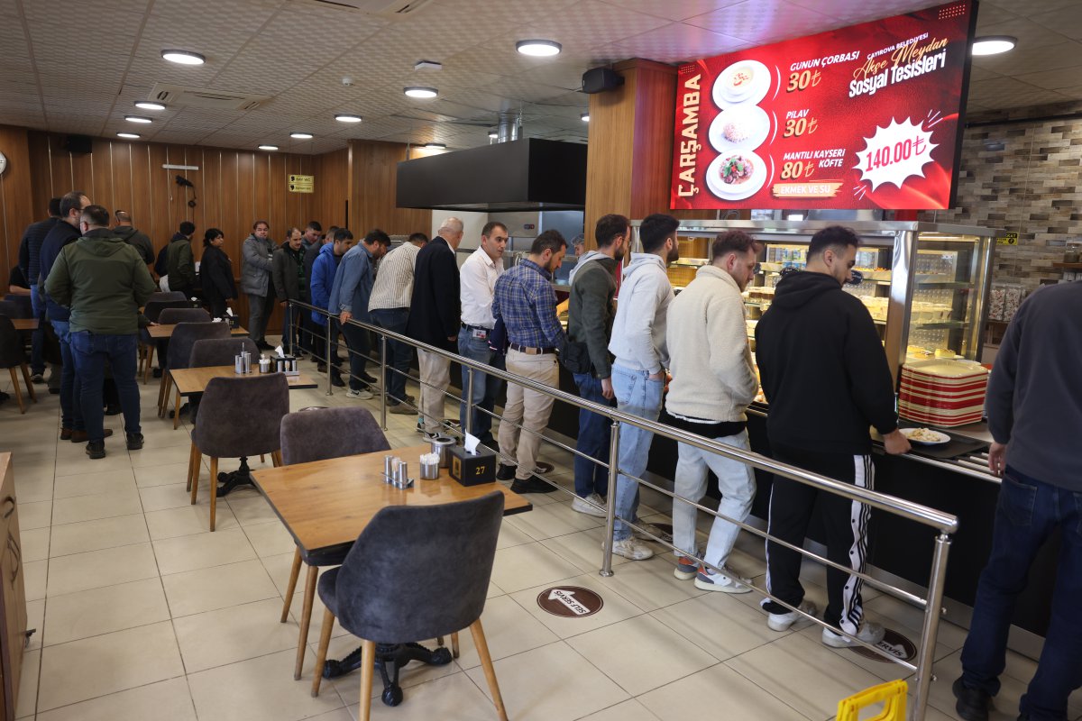 Akse Meydan Sosyal Tesisleri'nde uygun fiyatlı yemek dönemi