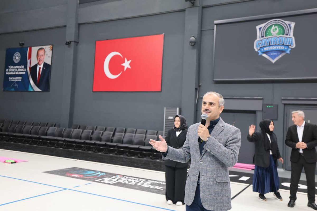 Bilgievi kursiyerleri, voleybol  maçında hünerlerini konuşturdu