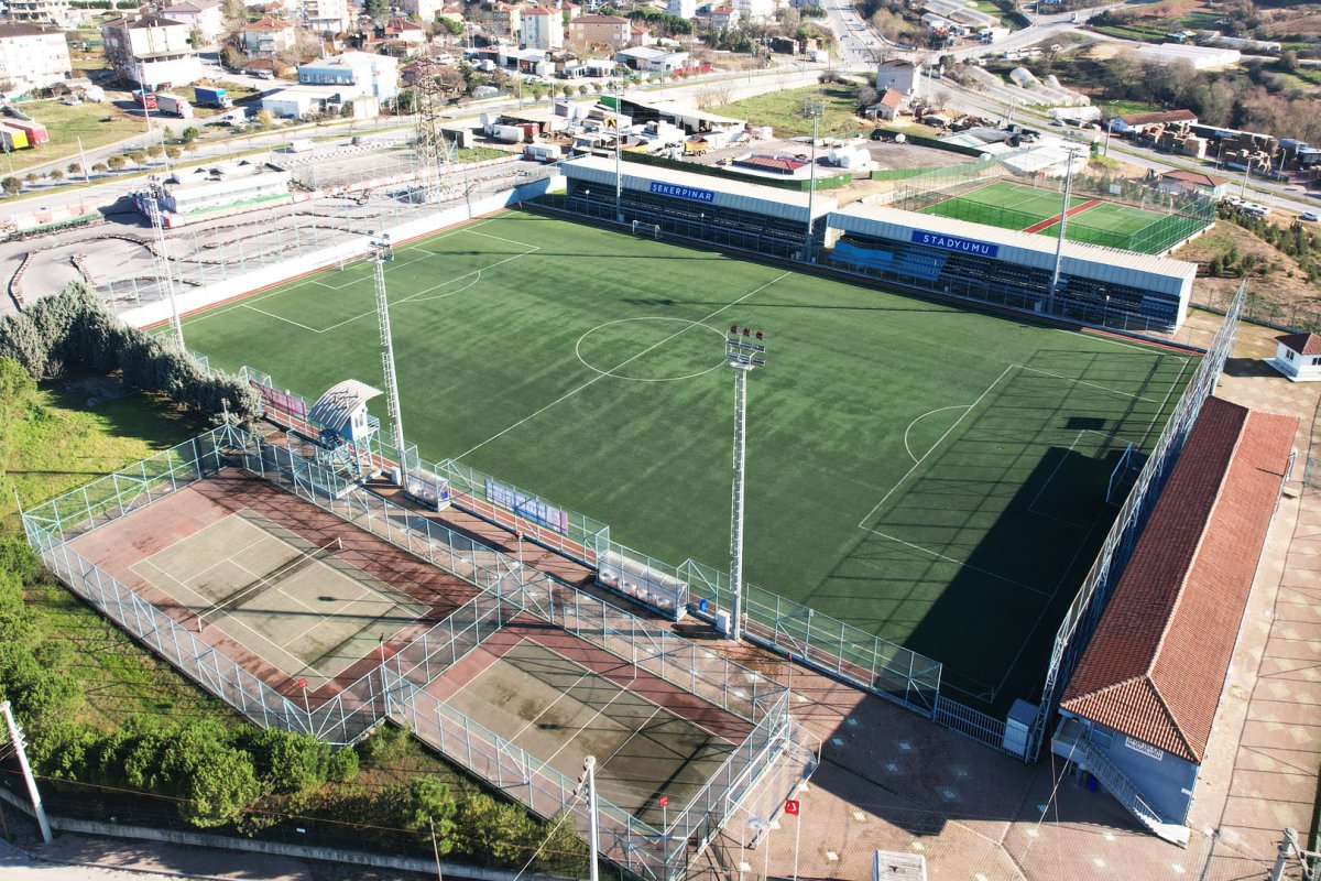 Şekerpınar Stadı